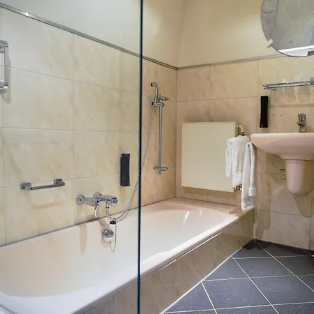 Hotel Fletcher Restaurant Epe-zwolle 4*