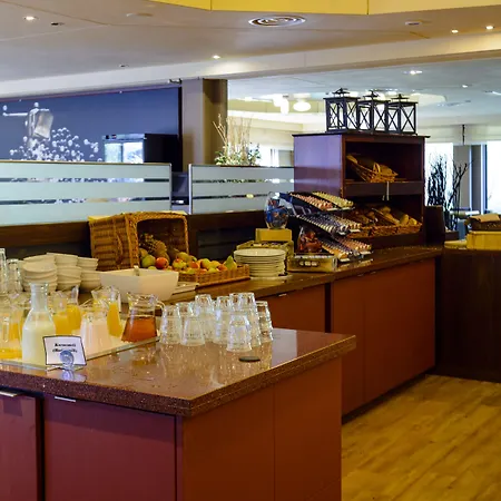 Fletcher Restaurant Epe-zwolle Hotel 4*