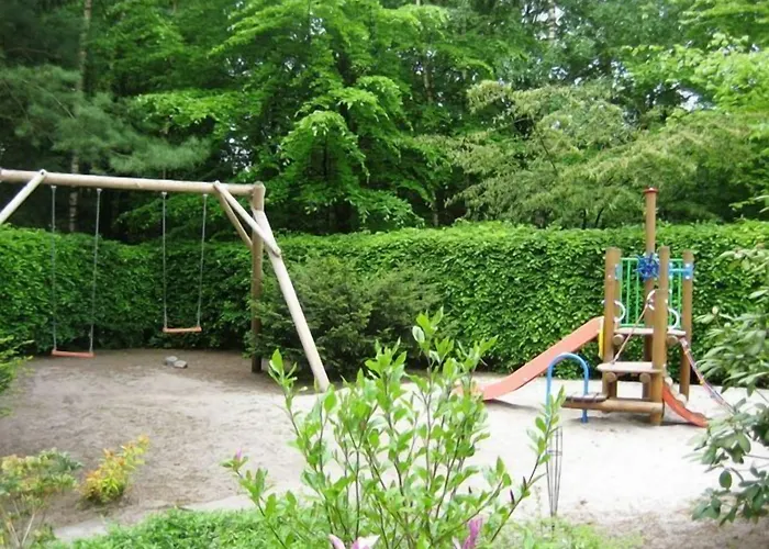 Fletcher Restaurant Epe-zwolle 4* 伊皮